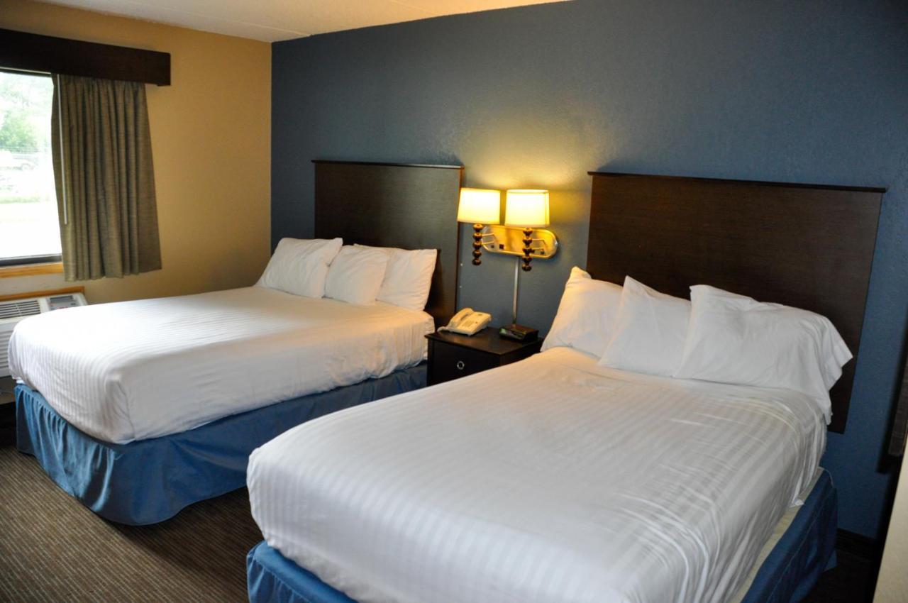 Americinn By Wyndham קליר לייק מראה חיצוני תמונה
