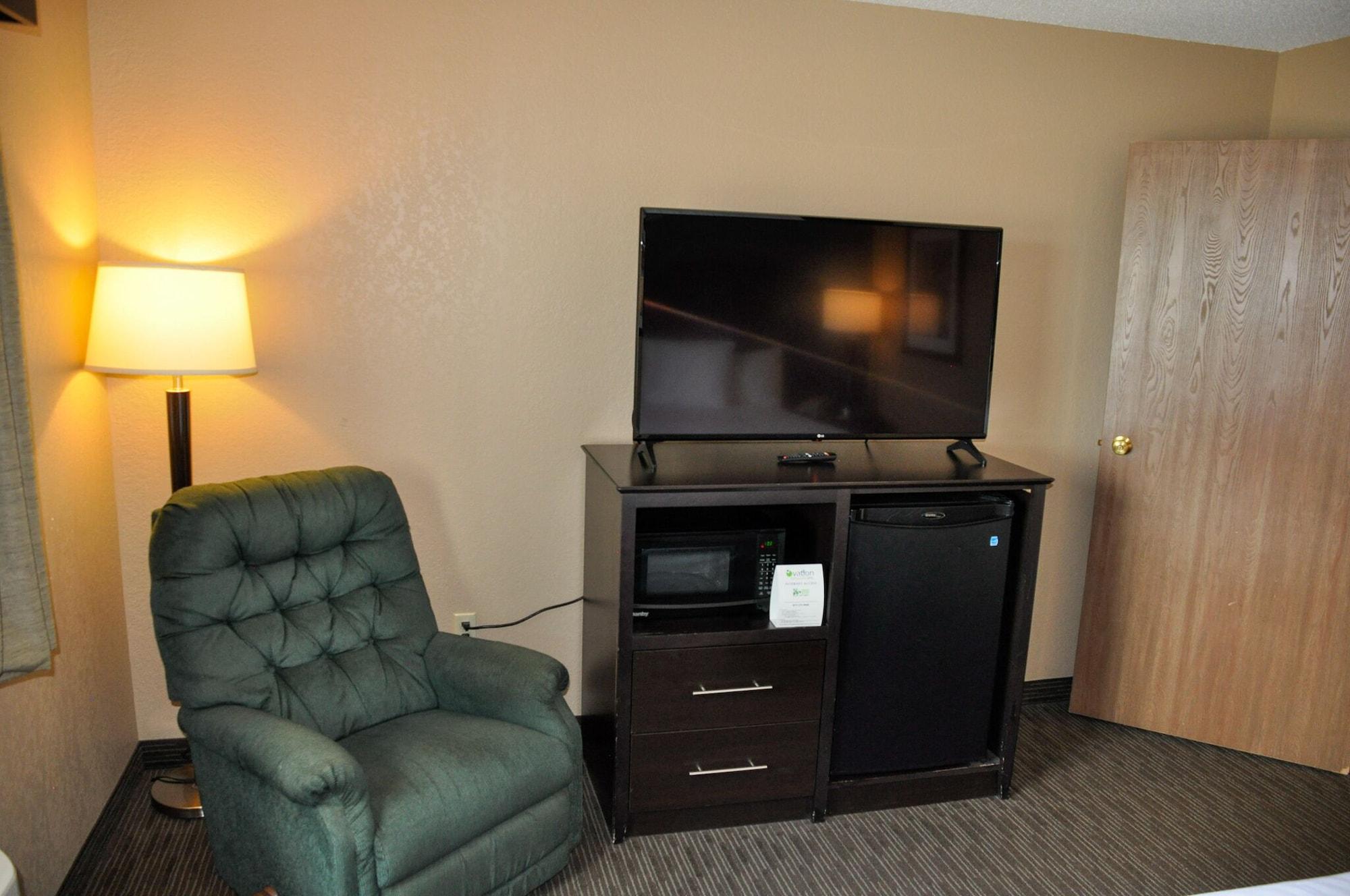 Americinn By Wyndham קליר לייק מראה חיצוני תמונה
