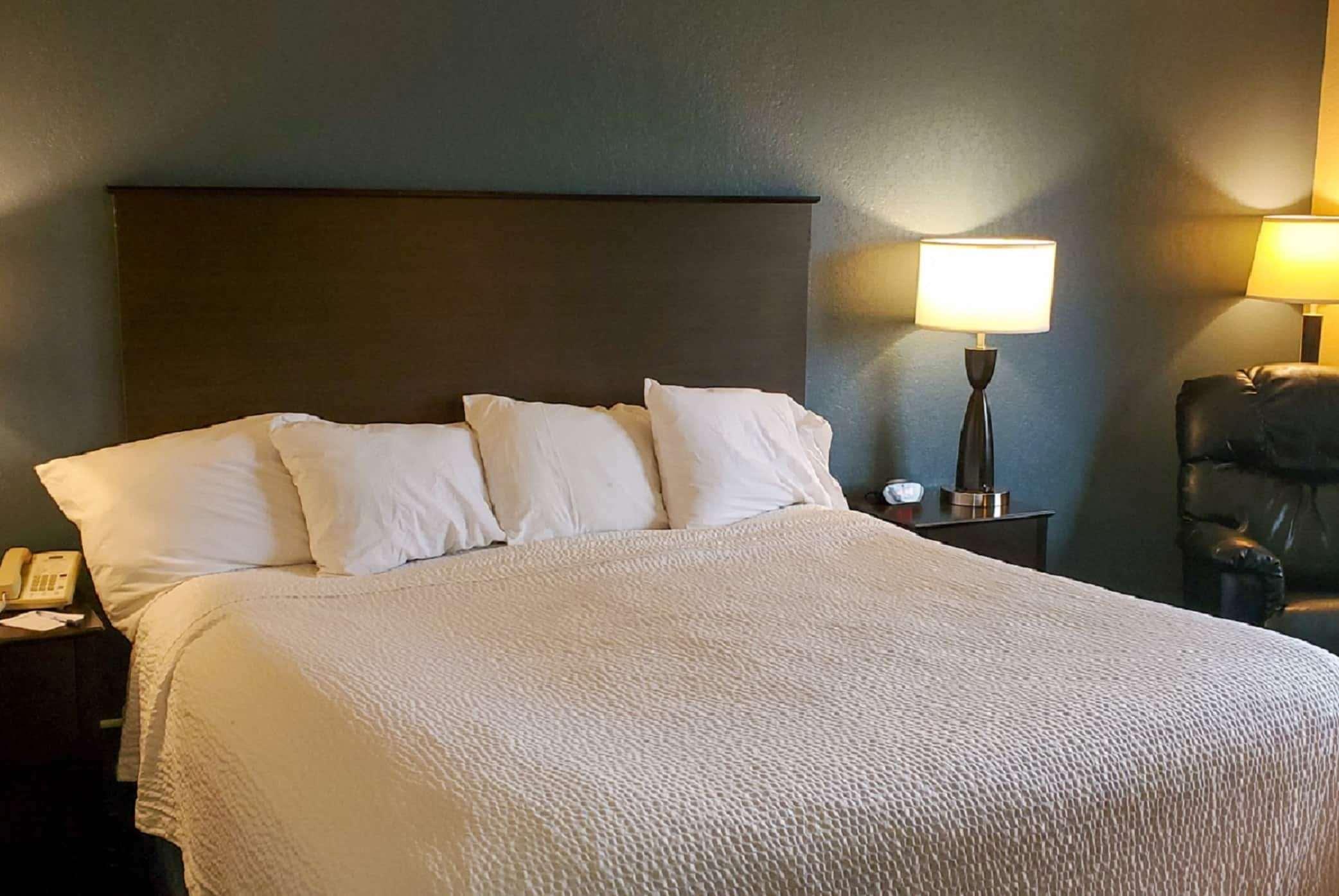 Americinn By Wyndham קליר לייק מראה חיצוני תמונה